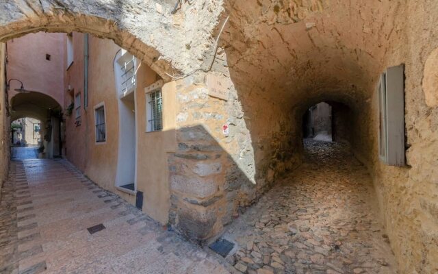 JOIVY Astonishing Sea View Apartment in Verezzi