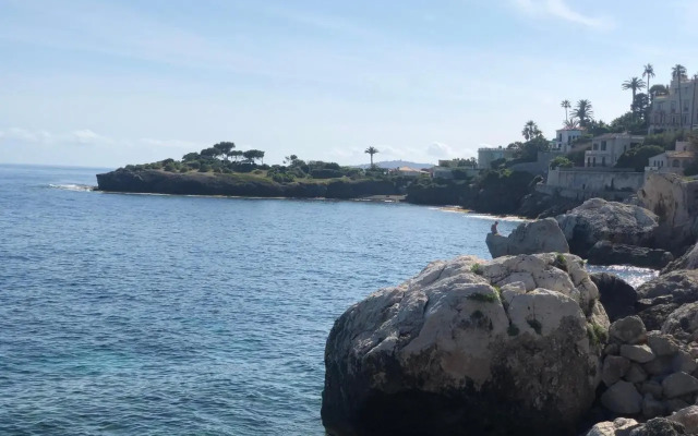 Vue mer.Tranquilité.Cap d'Ail à 10 mn de MONACO