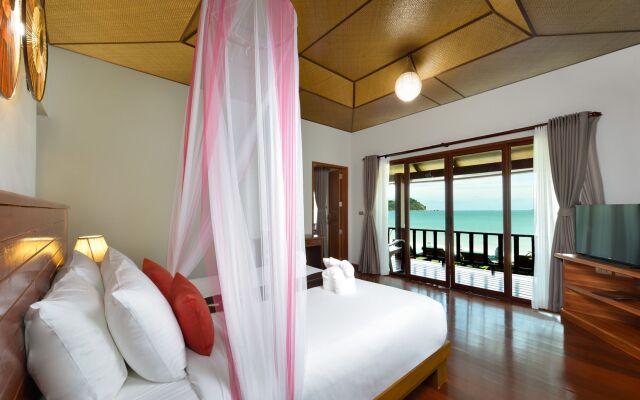 PingChan Koh Phangan Beachfront Resort