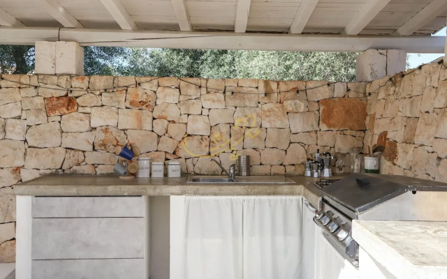 TD Dimora del Giglio with Organic Garden with Pool