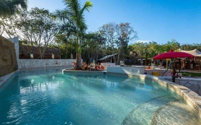 Serenity Authentic Glamping Tulum