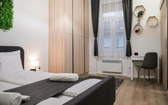 Stunning Studio Apartment