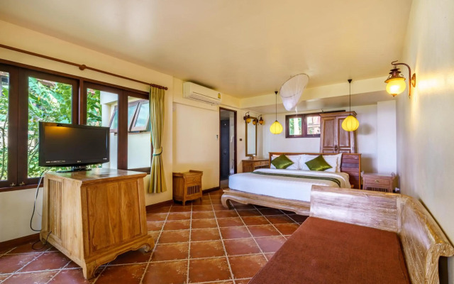 Chivapuri Beach Resort
