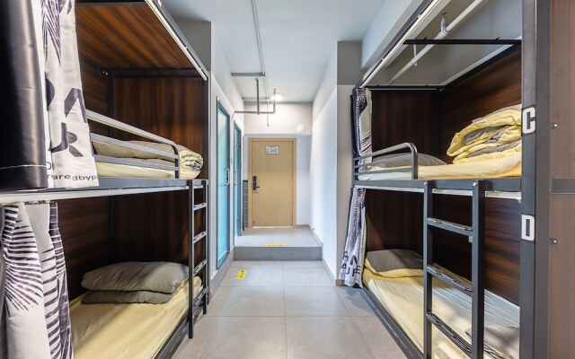 Yootel Hostel