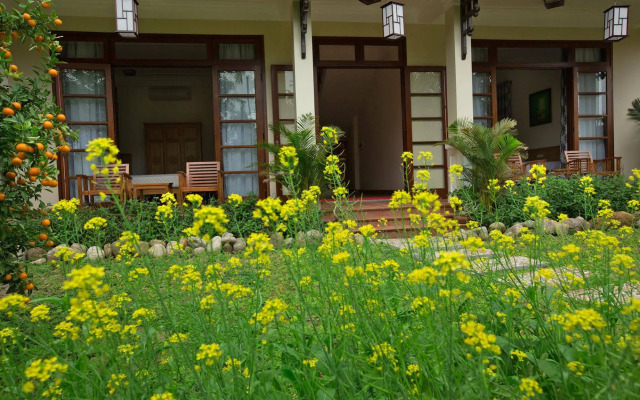 Tropical Garden Homestay Villa