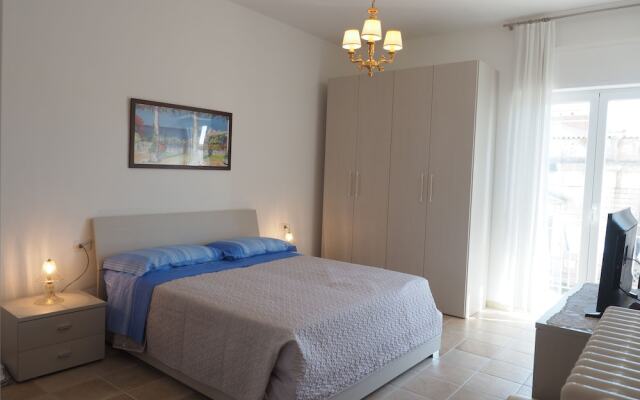 The Supercentral House