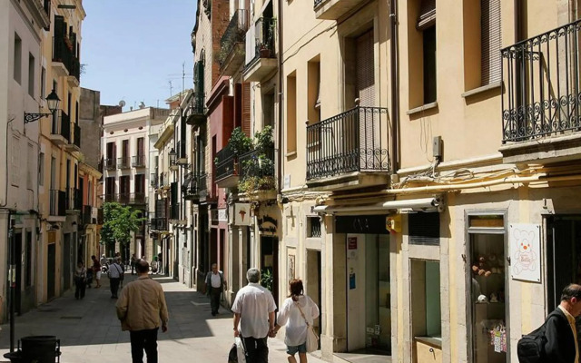 NEW! Apartment in Sarria near Metro