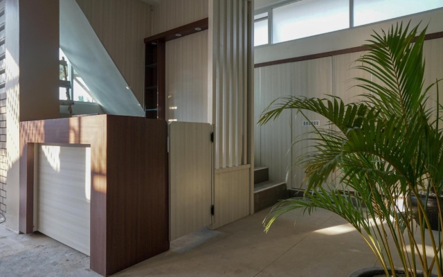 OYO 948 Vivi Residence Syariah Ii – Outside – Palembang