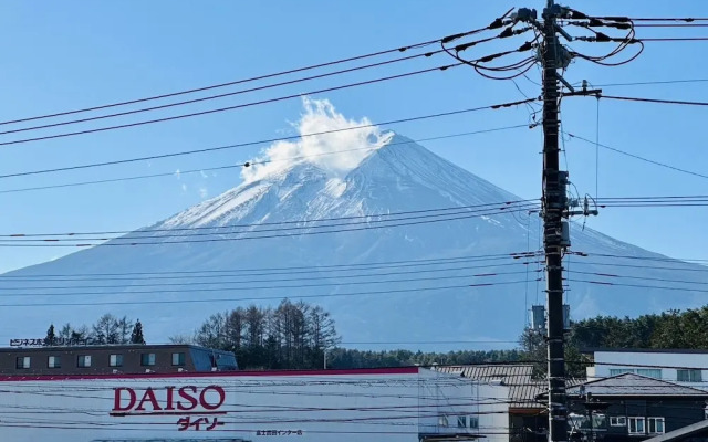 Megu Fuji Plus+