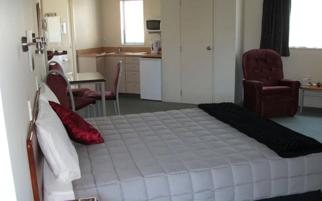 BK's Magnolia Motor Lodge