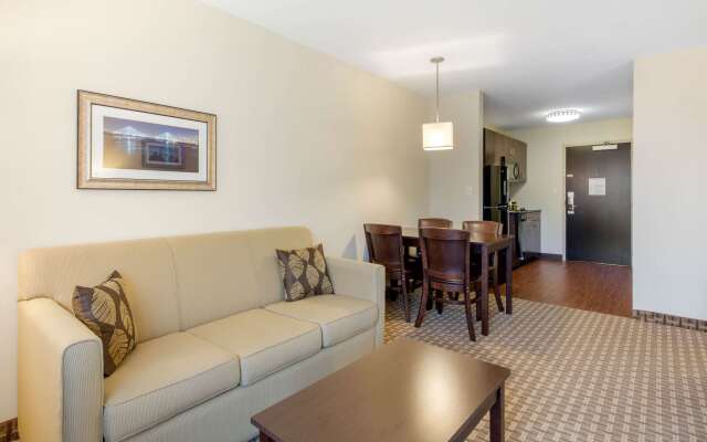 MainStay Suites St Louis Airport