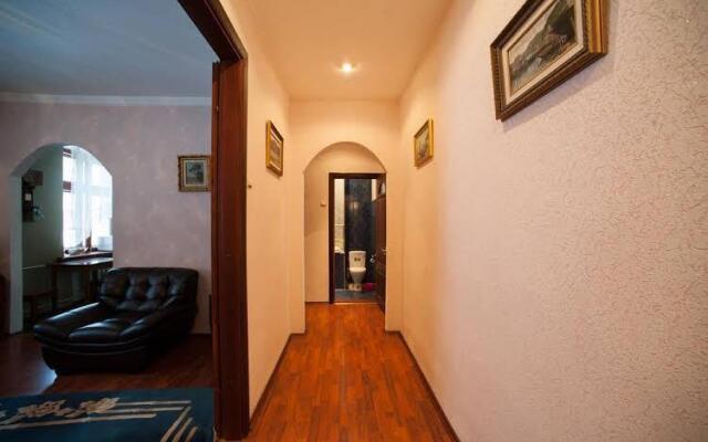 Baykalsky Pokoy Apartment