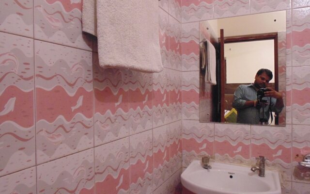 Hotel Sehrawat Inn
