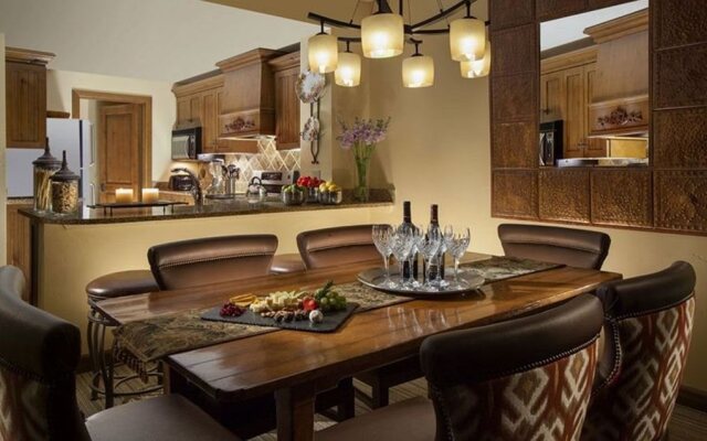 Snake River Lodge - Amenities at Sister Property
