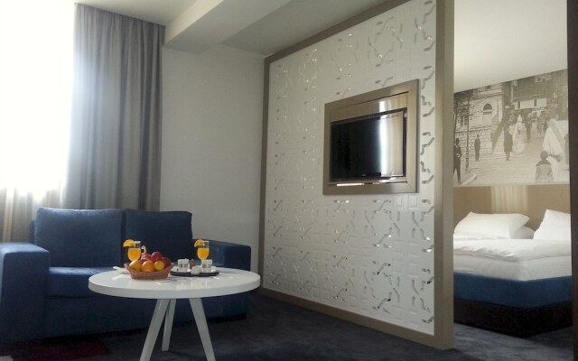 Serviced Apartment- Free Parking - Breakfast bar