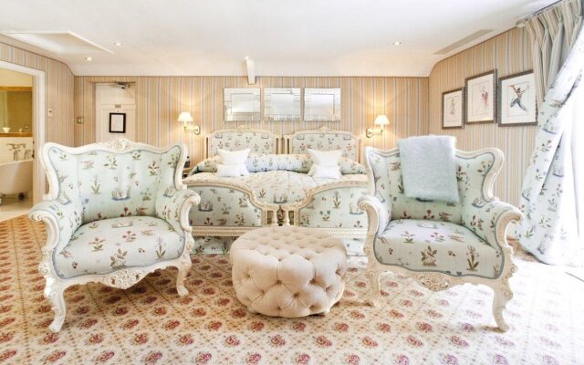Summer Lodge Country House Hotel