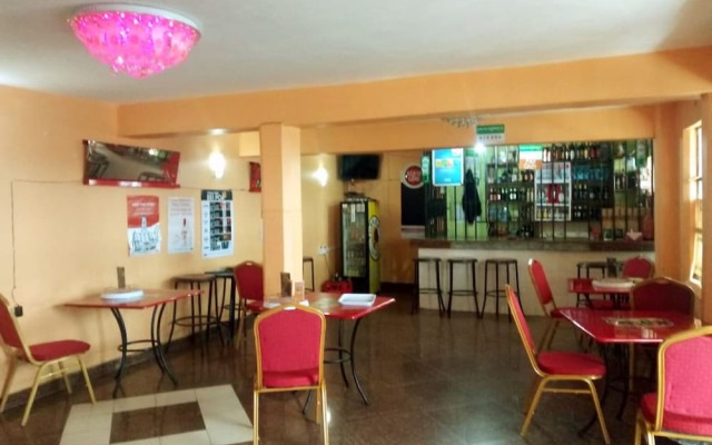 Rene Bistro Hotel