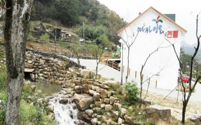 Tongyoung Macaio Pension