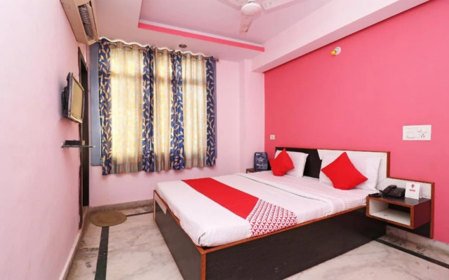 Shah Palace By OYO Rooms
