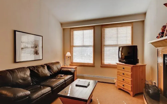 1 Bedroom Silvermill Rental in River Run Village Steps from the River Run Gondola