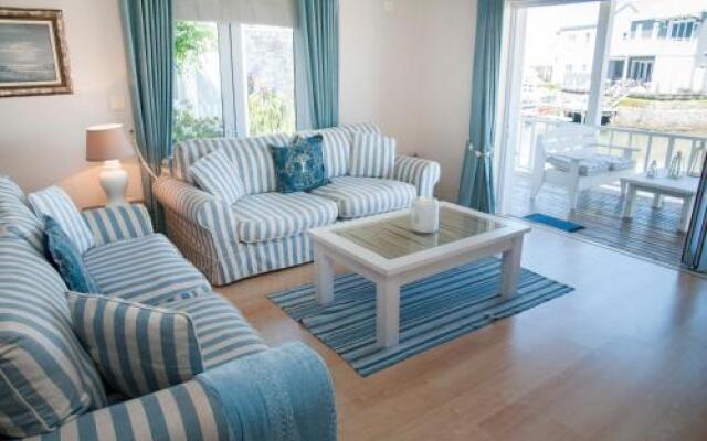 Avocet Cottage