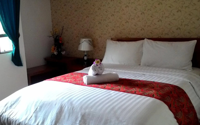 Amellia Pasteur Hotel