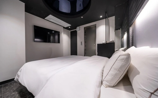 Lexy Hotel