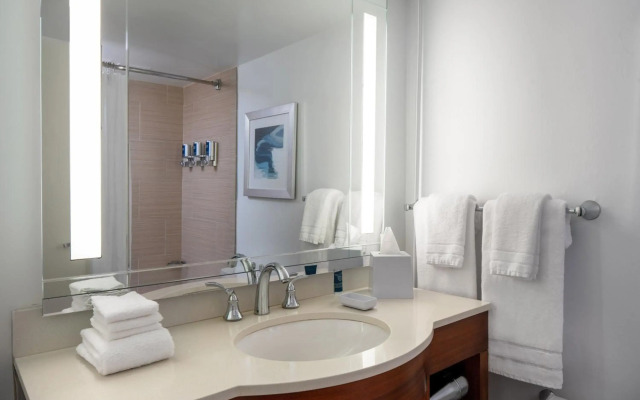 Four Points by Sheraton Suites Tampa Airport Westshore