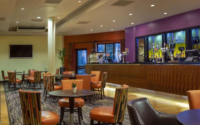 Stratford Manor Hotel