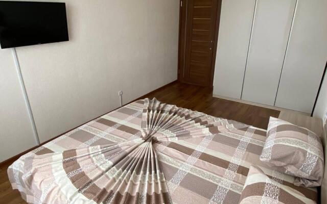 Апартаменты на бульваре Цветочный 10