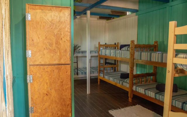 Sun Hostel Guarda do Embaú