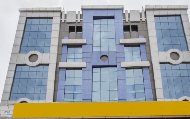 OYO Flagship 983 Hotel Surya Residency