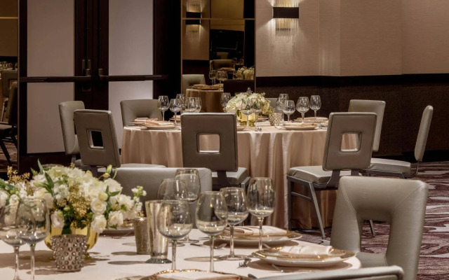 Embassy Suites by Hilton Minneapolis Downtown