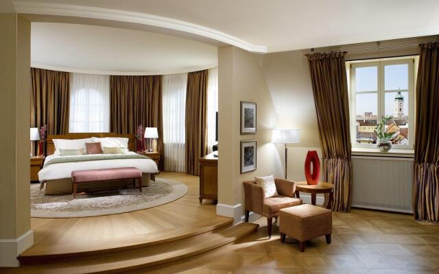 Mandarin Oriental, Munich