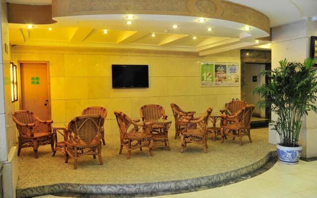 Fengcheng Hotel