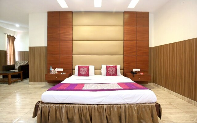 OYO 4575 Hotel Mirage