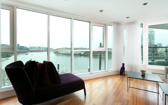 River view Luxury 3bed flat with views