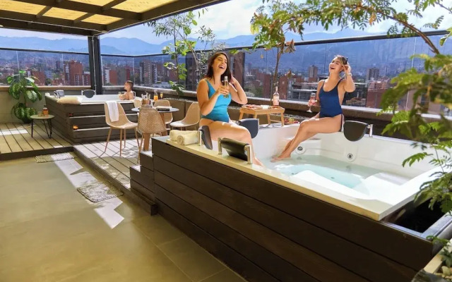 Tranquil Stadio Suite Rosa Negra