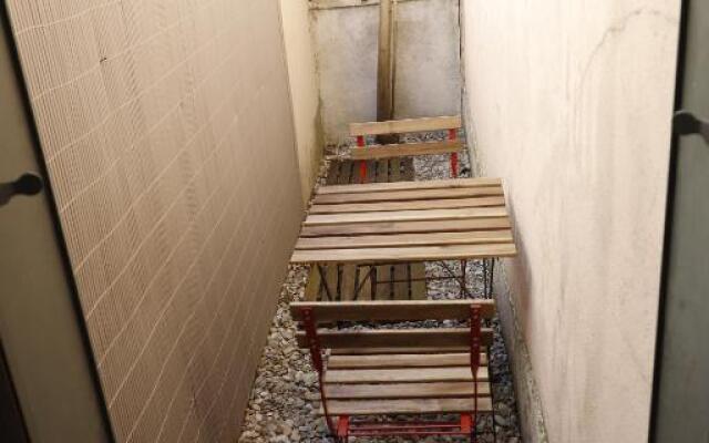 "Le 45" TOUT CONFORT-CENTRE VILLE-GARE-UNESCO-THERMES