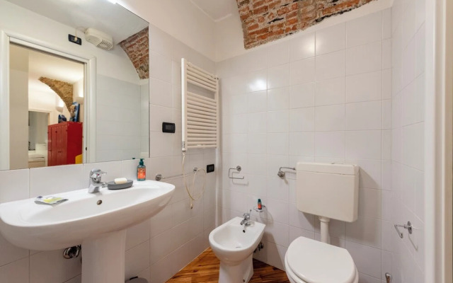 Charming Flat Next to Genoa's Aquarium