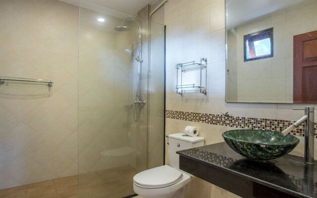 Blissful Villa Felicity with Ample Space