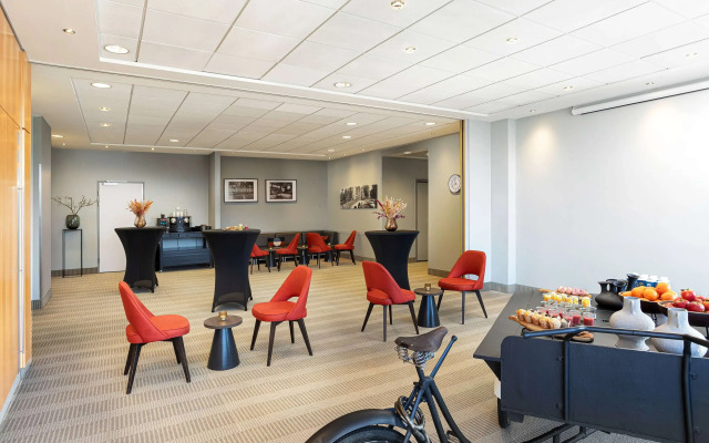 Ramada Amsterdam Airport Schiphol Hotel