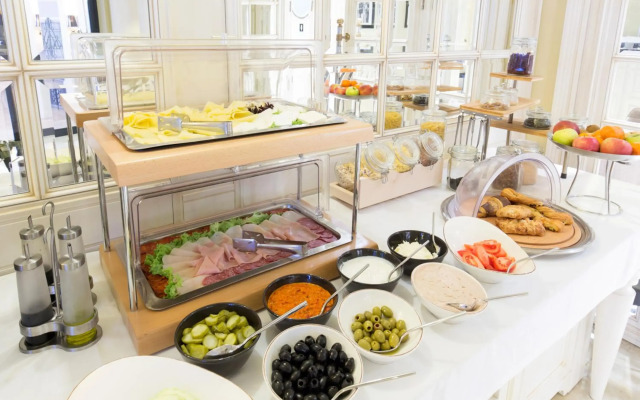 Xenon Hotel & SPA
