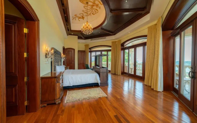 - Casa Garmus - 10 bdr Ocean View