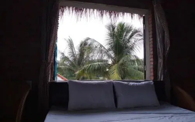 The Seaside Bungalow