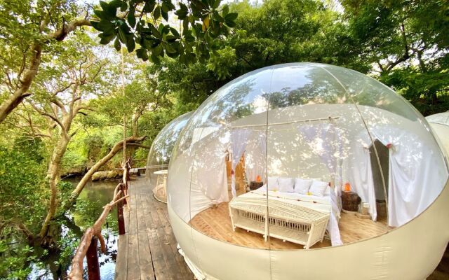 Rock and Sea Resort
