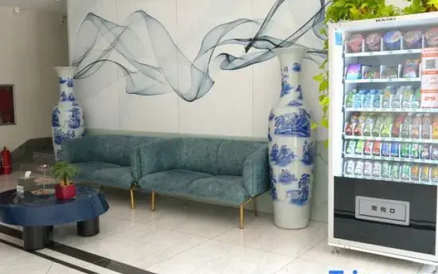 Zhangjiakou Deyuelou Hotel