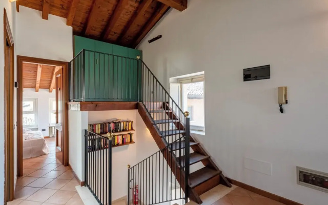 Bruno House Lakeview & Shared Pool