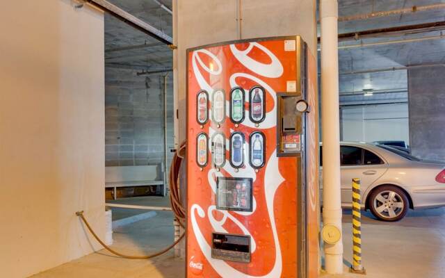 Palacio Condominiums