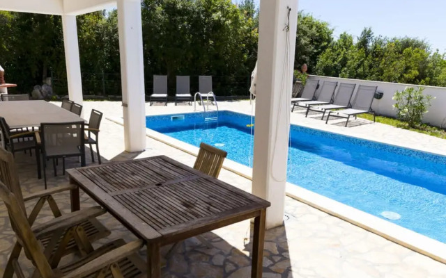 Holiday Home Villa Alisa